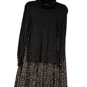 Women’s xl Chic Black turtleneck with Patterned pleated maxi Skirt set